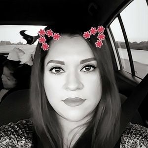 Meet your Posher, Hilda